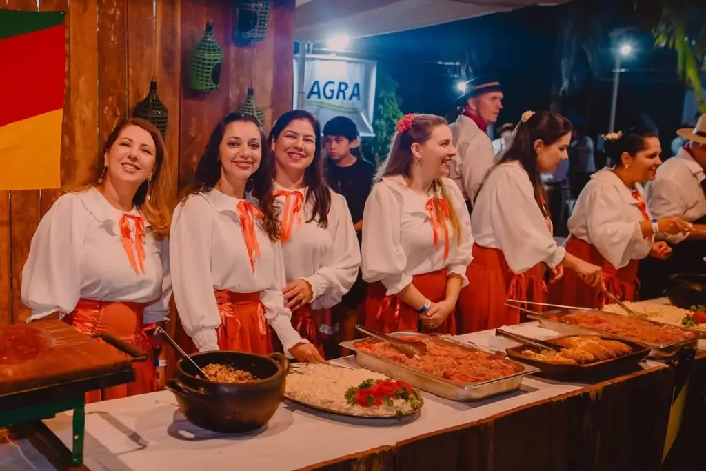 14° Festa das Nações em Rondonópolis Sabor Cultura e Apoio a Comunidade Divina Providencia 5 Jaja estaremos a postos pra mais uma noite dessa experiencia gastronomica Festa das Nacoes 2024 Realizacao Comunidade Divina Providencia 2 Atitude MT