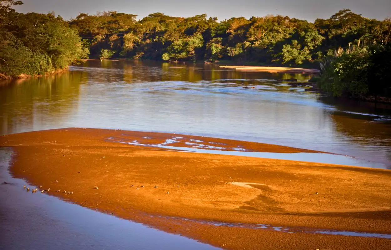 Rio Vermelho é responsável por quase 50% da captação urbana de água em Rondonópolis.