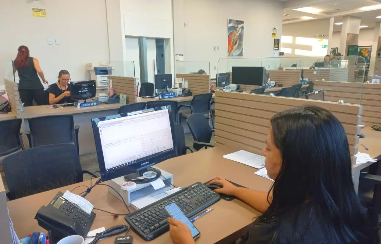 Cartórios extrajudiciais do Brasil investem em tecnologia, com serviços digitais, agilidade e comodidade. O 4º Ofício de Rondonópolis lidera a inovação em MT.