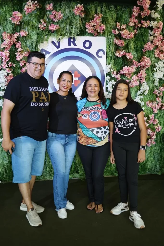 a presidente e convidados feijoada solidaria da avroc 2024 Atitude MT