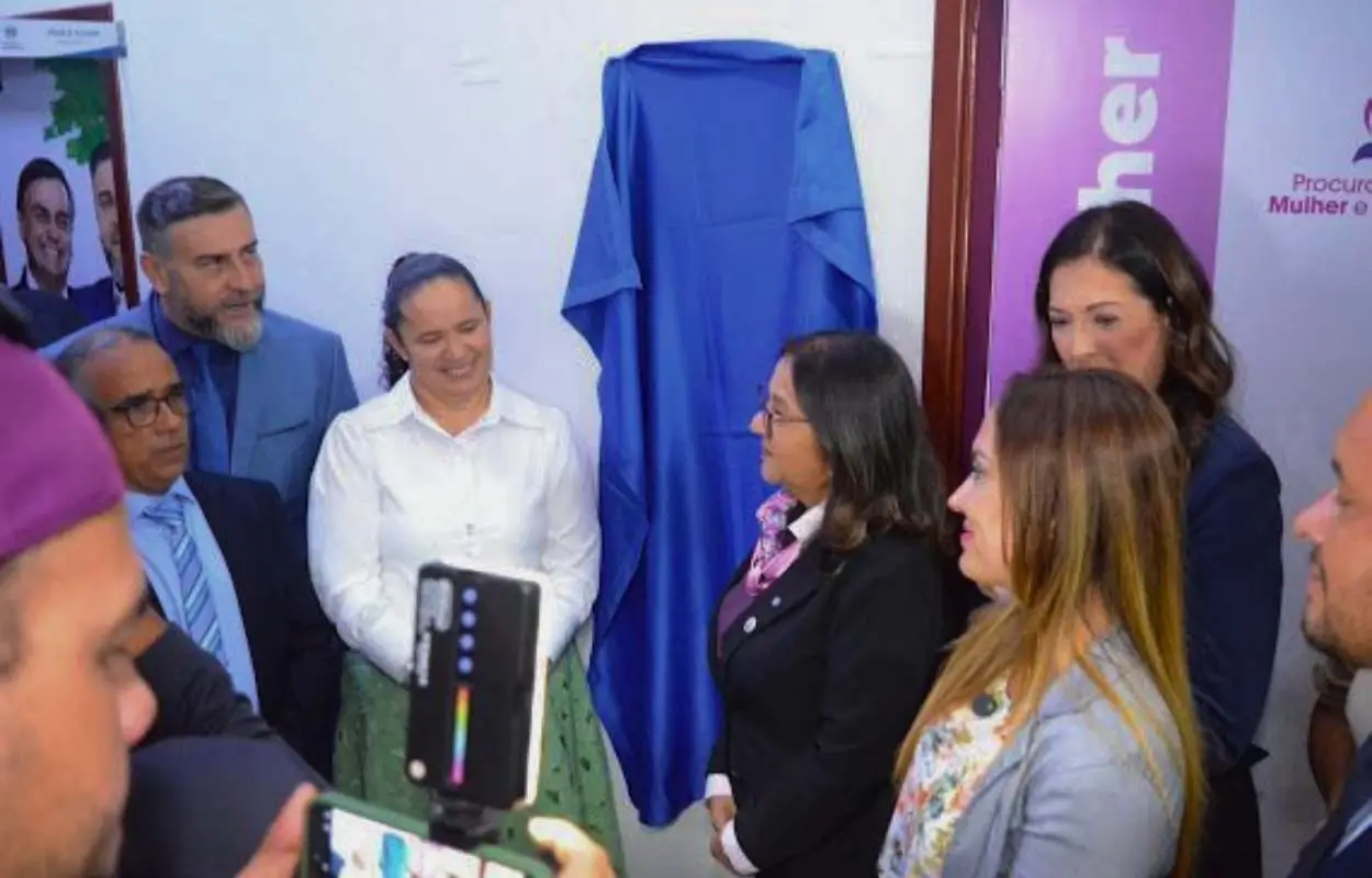 Camara de Rondonopolis inaugura oficialmente Sala da Procuradoria da Familia e da Mulher Atitude MT