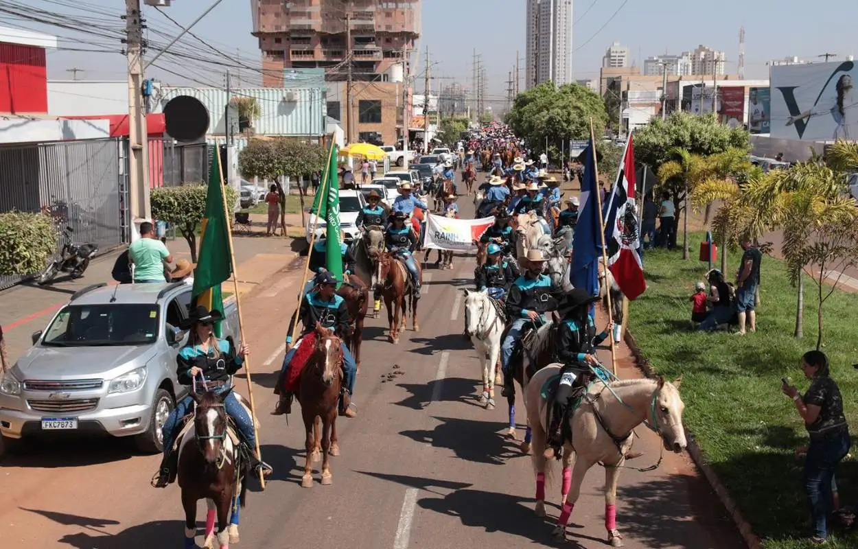 Cavalgada da 51a Atitude MT