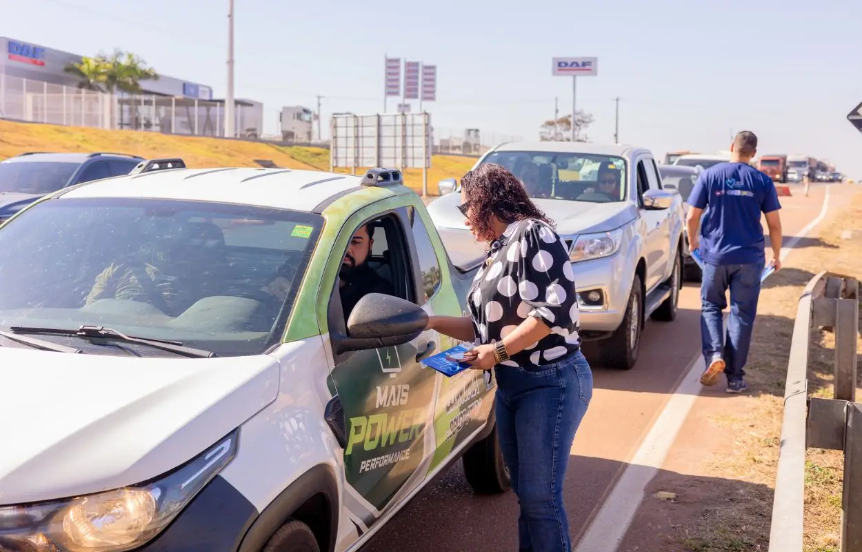 Prefeitura Rondonópolis apoia Campanha Coração Azul contra tráfico humano conscientização