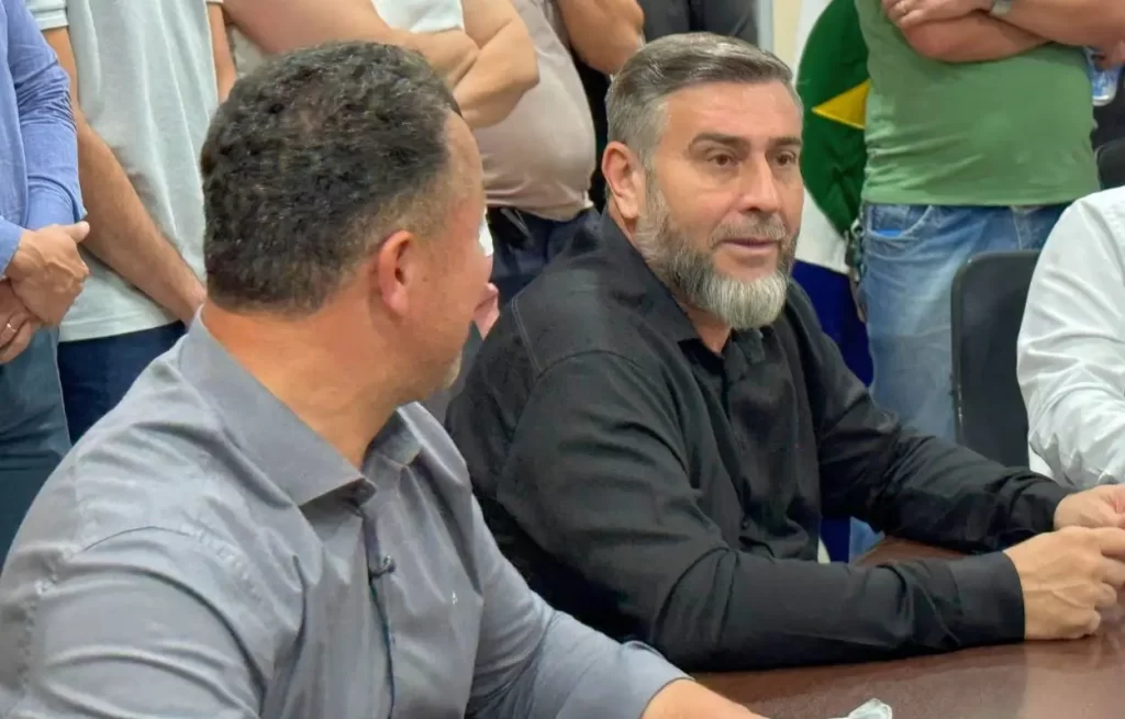 Presidente da Camara Paulo Schuh Atitude MT