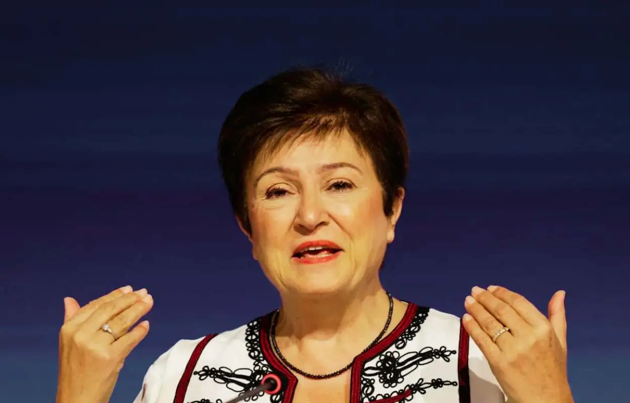 Diretora do FMI comenta sobre acordo EUA-China e impacto das terras raras