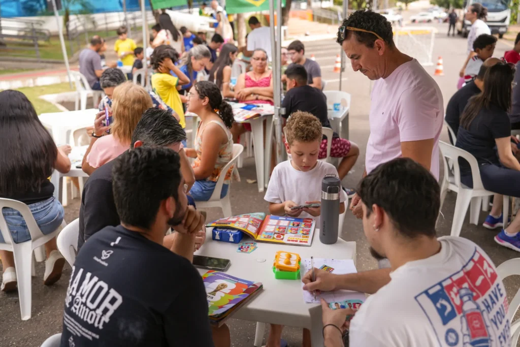 Nova Edição da Troca de Figurinhas Promete Tarde de Lazer no Paço Municipal 7 MM 01225 1 Atitude MT